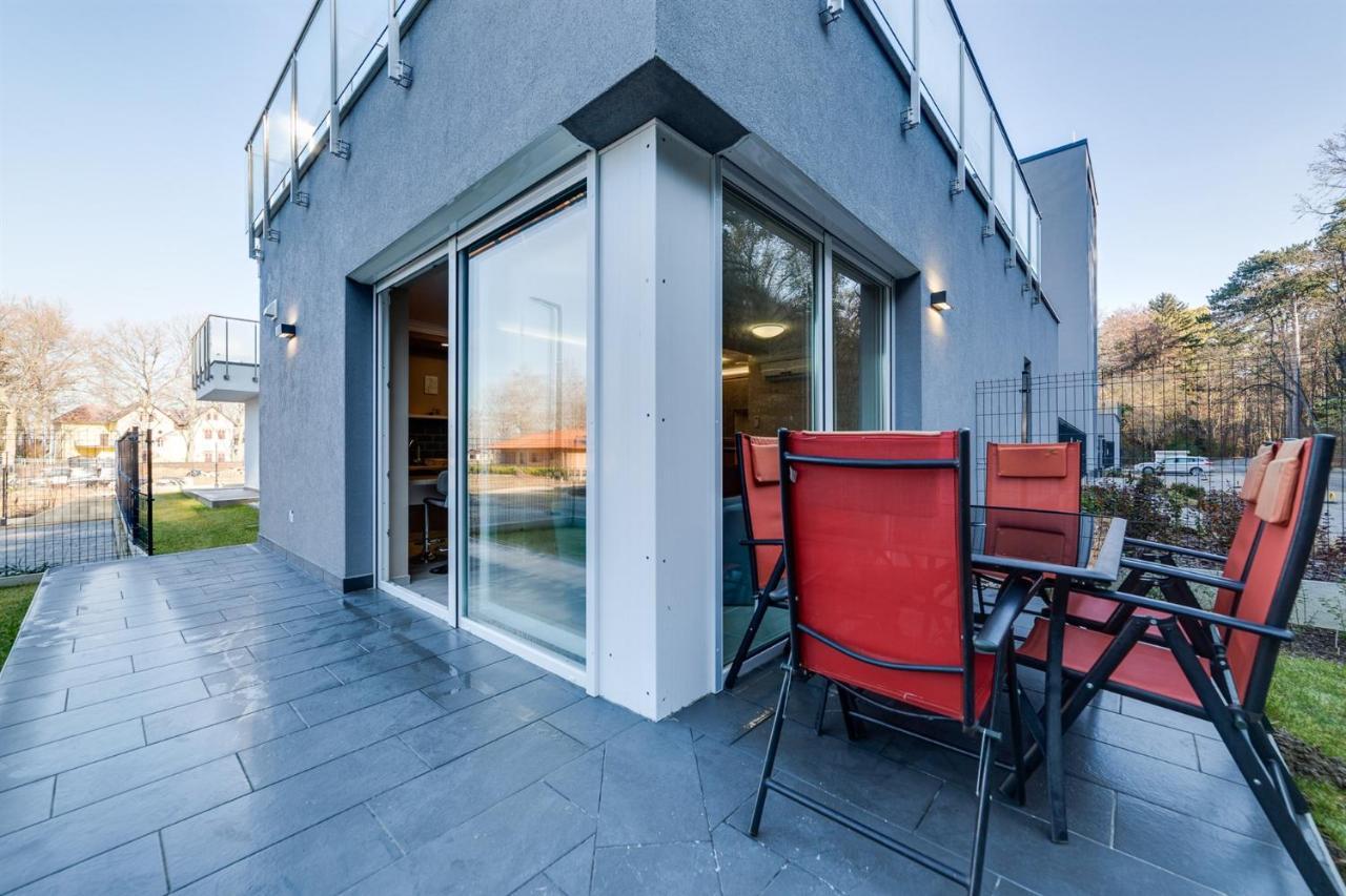Forest Foeldvar Apartmanok By Bltn Balatonföldvár Exterior foto